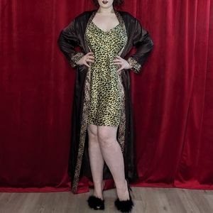 La Vie en Rose brown satin robe with leopard print trim - s/m